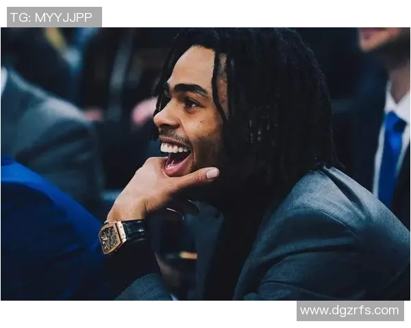 拉塞尔突破自我领衔球队挑战新高峰展现无与伦比的足球天赋