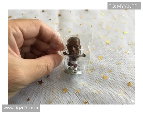 足球手办艺术：探索球星模型背后的精致工艺与收藏价值